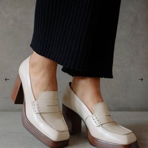 BRAND NEW *NEVER WORN* Alohas Busy Ivory Loafer Heels SIZE 39